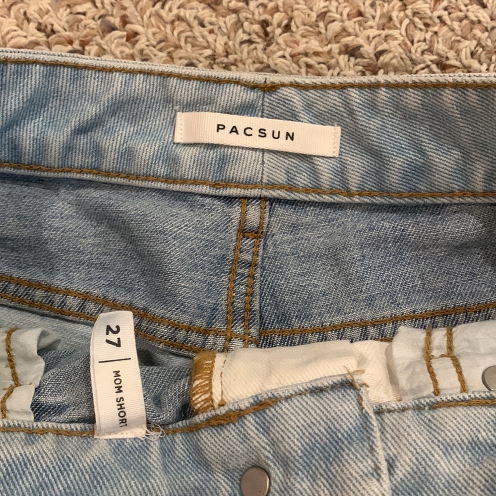 PacSun Patchwork High Rise Mom Shorts - Picture 3 of 3